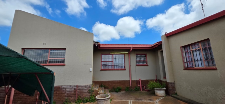 4 Bedroom Property for Sale in Hillshaven Gauteng