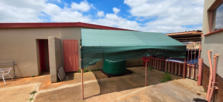 4 Bedroom Property for Sale in Hillshaven Gauteng