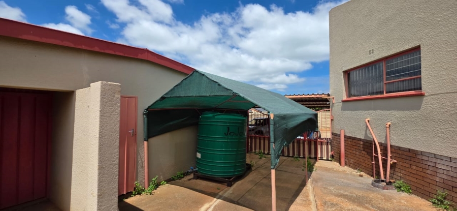 4 Bedroom Property for Sale in Hillshaven Gauteng