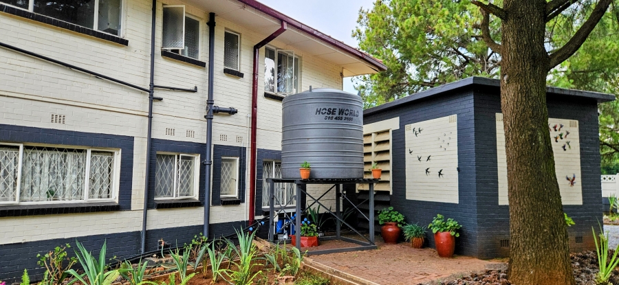 2 Bedroom Property for Sale in Three Rivers Proper Gauteng