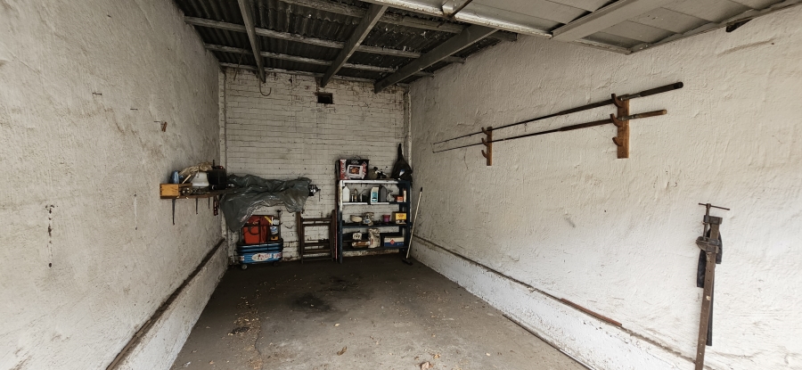 2 Bedroom Property for Sale in Three Rivers Proper Gauteng