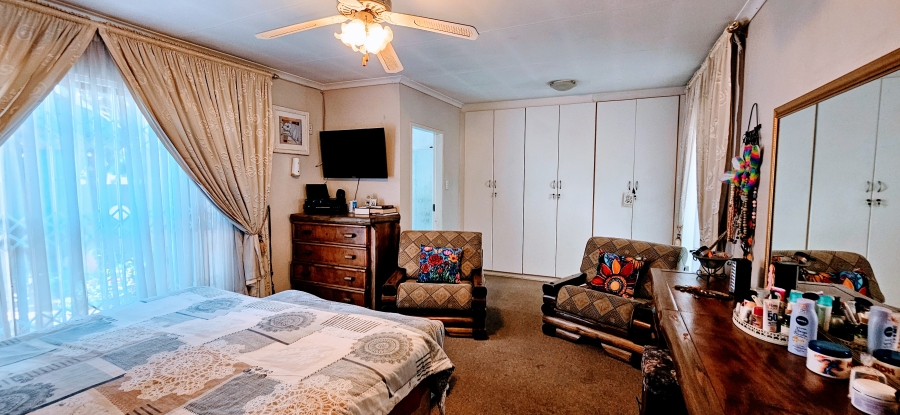 3 Bedroom Property for Sale in Three Rivers Proper Gauteng