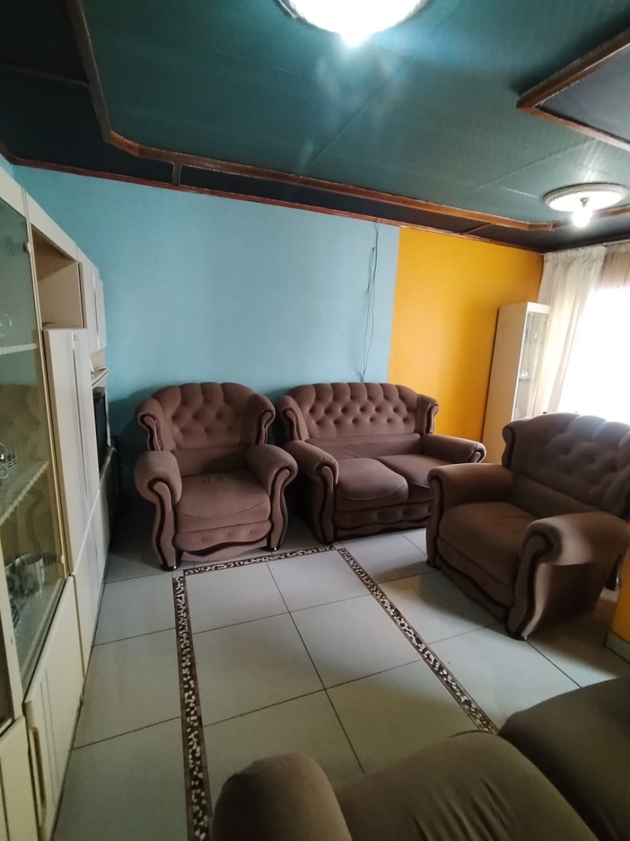 3 Bedroom Property for Sale in Tladi Gauteng