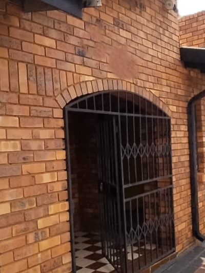 3 Bedroom Property for Sale in Tladi Gauteng