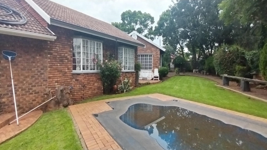 3 Bedroom Property for Sale in Vanderbijlpark SE 4 Gauteng