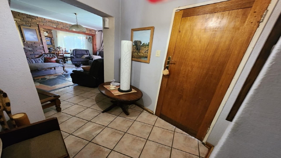 3 Bedroom Property for Sale in Vanderbijlpark SE 4 Gauteng