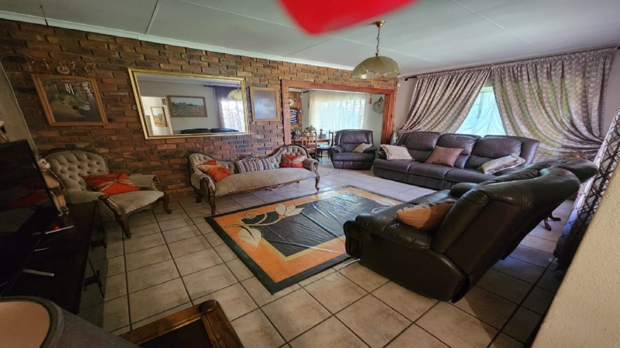 3 Bedroom Property for Sale in Vanderbijlpark SE 4 Gauteng