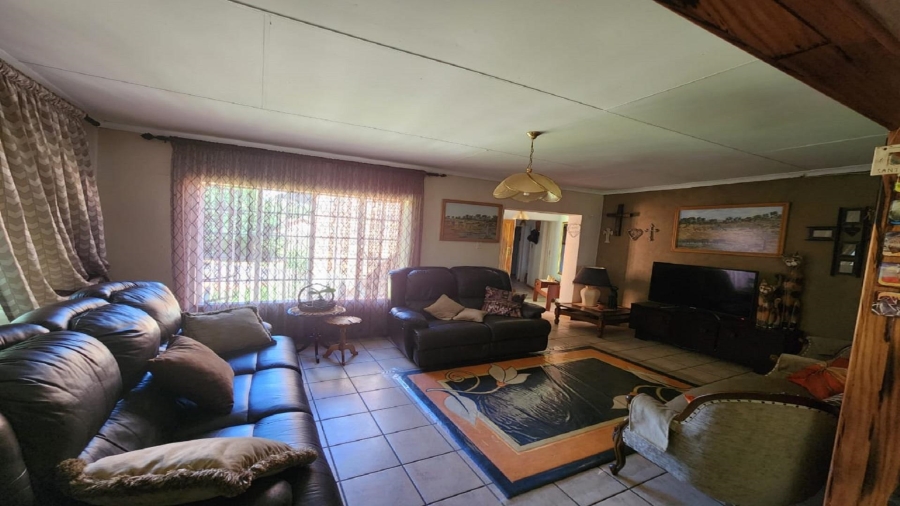 3 Bedroom Property for Sale in Vanderbijlpark SE 4 Gauteng
