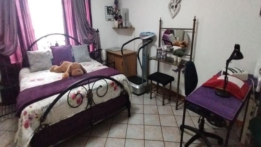 3 Bedroom Property for Sale in Vanderbijlpark SE 4 Gauteng