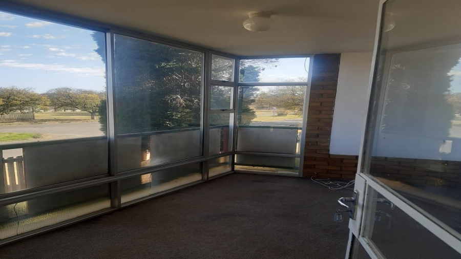 2 Bedroom Property for Sale in Vanderbijlpark CW 3 Gauteng