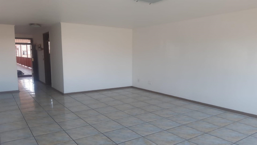 2 Bedroom Property for Sale in Vanderbijlpark CW 3 Gauteng