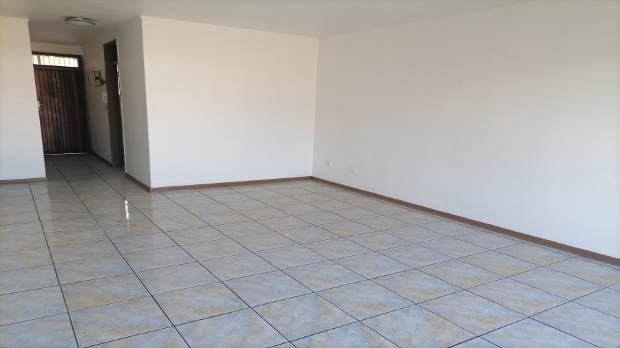 2 Bedroom Property for Sale in Vanderbijlpark CW 3 Gauteng