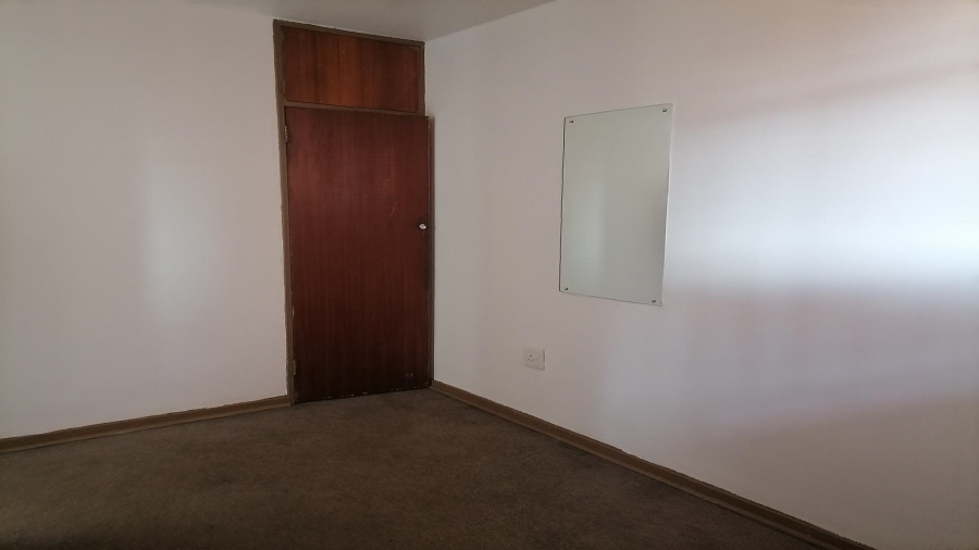 2 Bedroom Property for Sale in Vanderbijlpark CW 3 Gauteng