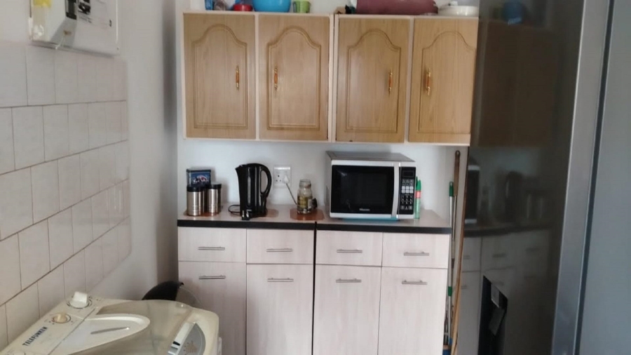 2 Bedroom Property for Sale in Vanderbijlpark Cw 6 Gauteng