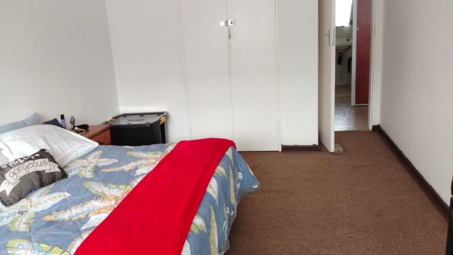 2 Bedroom Property for Sale in Vanderbijlpark Cw 6 Gauteng