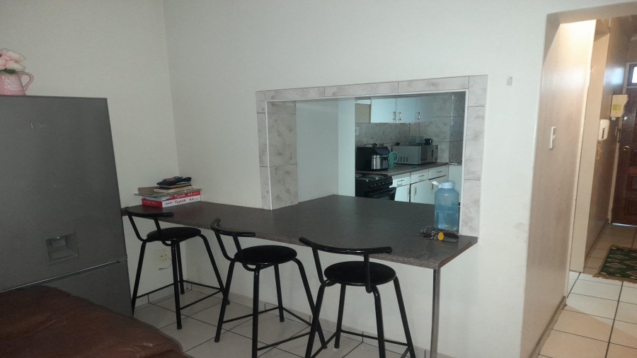 2 Bedroom Property for Sale in Vanderbijlpark CW 3 Gauteng