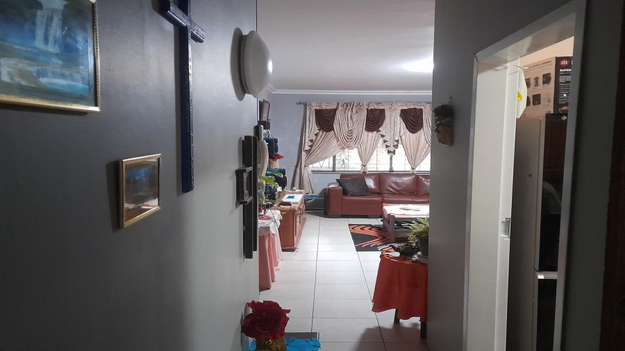2 Bedroom Property for Sale in Vanderbijlpark CW 3 Gauteng