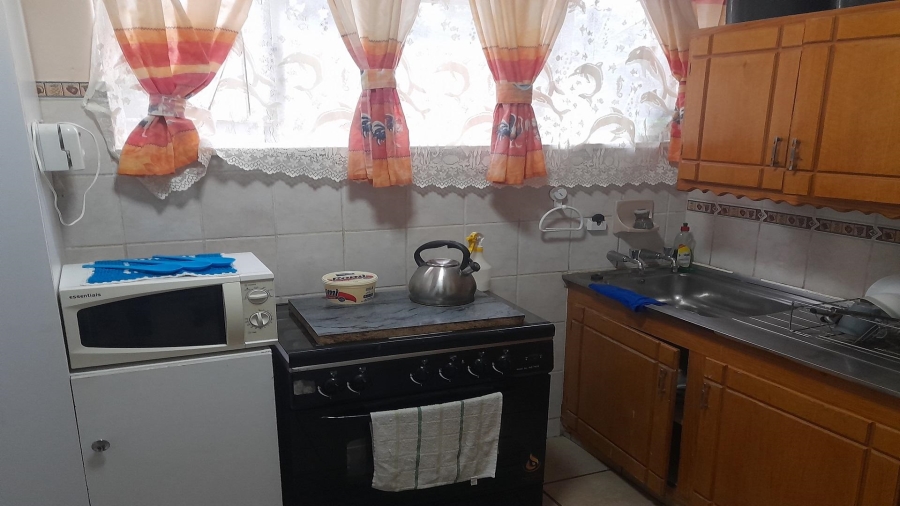 2 Bedroom Property for Sale in Vanderbijlpark CW 3 Gauteng