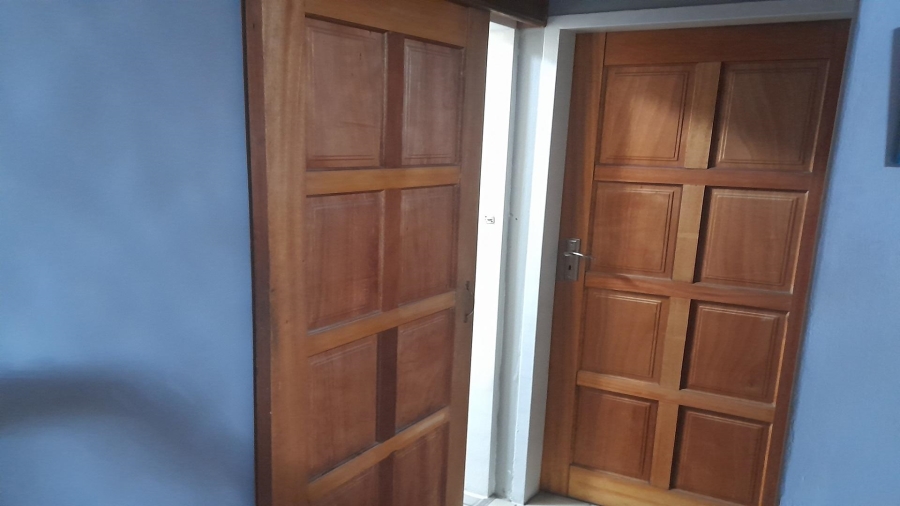 2 Bedroom Property for Sale in Vanderbijlpark CW 3 Gauteng