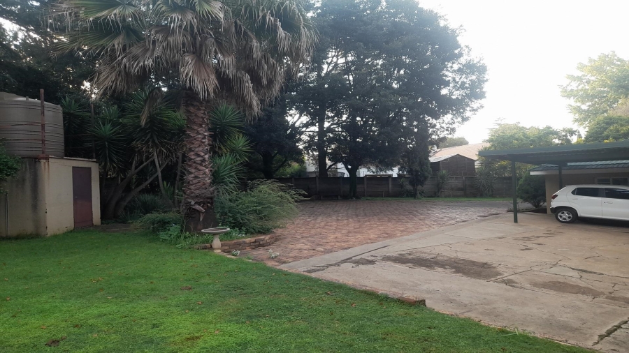 4 Bedroom Property for Sale in Vanderbijlpark SW 5 Gauteng