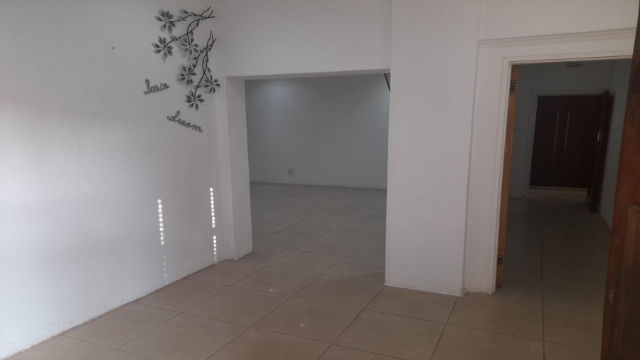 4 Bedroom Property for Sale in Vanderbijlpark SW 5 Gauteng