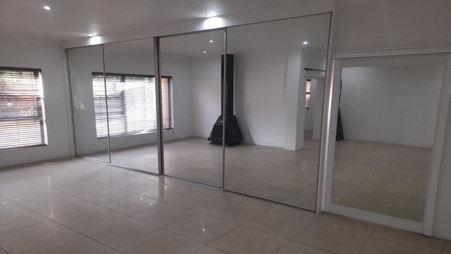 4 Bedroom Property for Sale in Vanderbijlpark SW 5 Gauteng