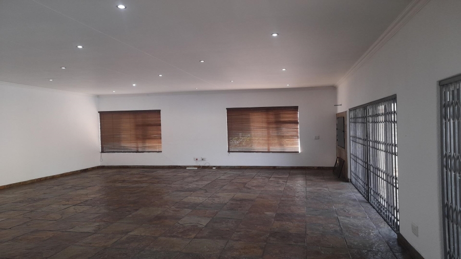 4 Bedroom Property for Sale in Vanderbijlpark SW 5 Gauteng