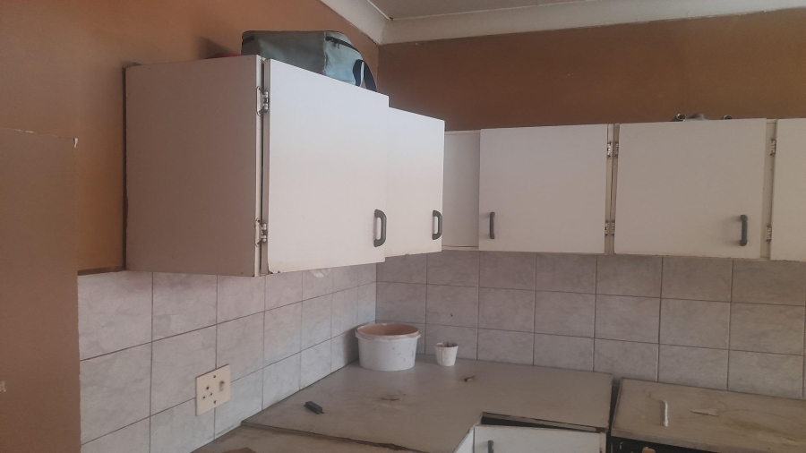 2 Bedroom Property for Sale in Vanderbijlpark Cw 6 Gauteng