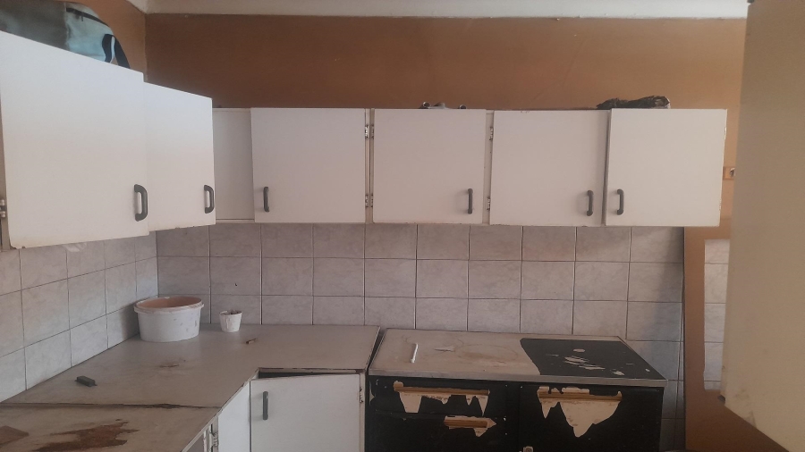 2 Bedroom Property for Sale in Vanderbijlpark Cw 6 Gauteng