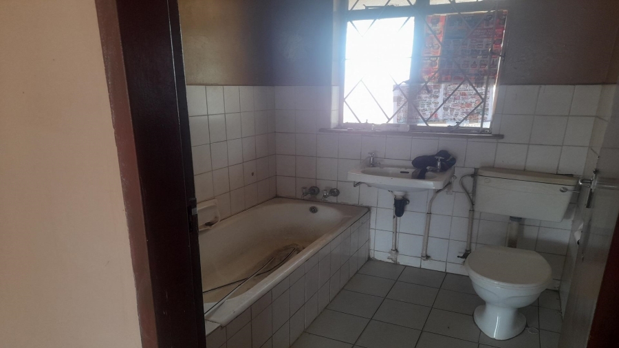 2 Bedroom Property for Sale in Vanderbijlpark Cw 6 Gauteng