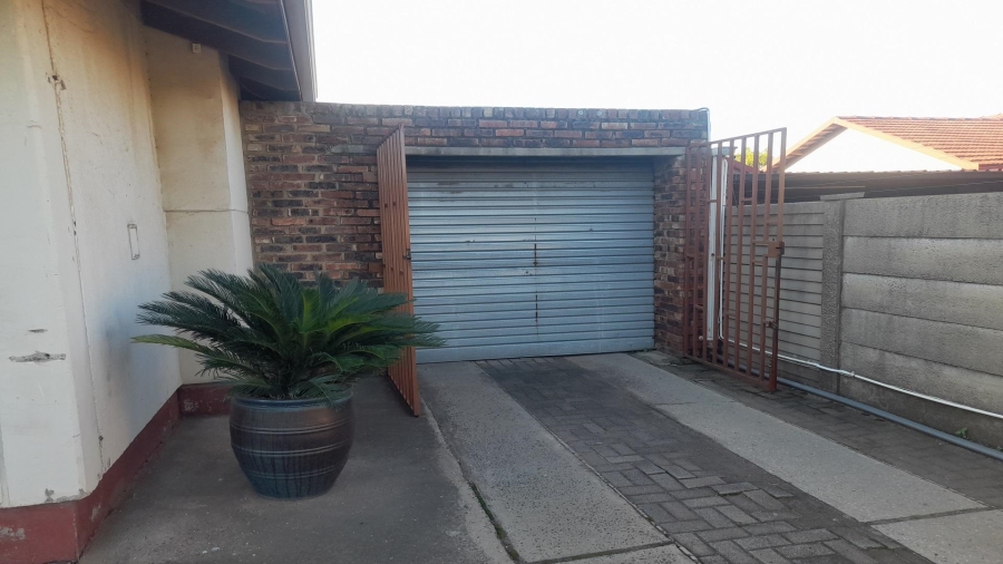 3 Bedroom Property for Sale in Vanderbijlpark SE 1 Gauteng