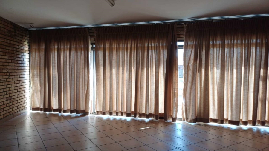 3 Bedroom Property for Sale in Arcon Park Gauteng