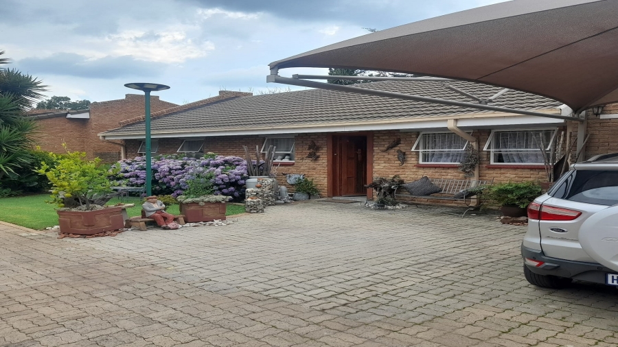 2 Bedroom Property for Sale in Vanderbijlpark SW 5 Gauteng