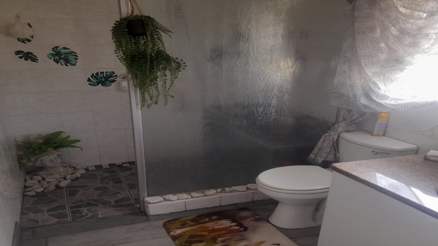 2 Bedroom Property for Sale in Vanderbijlpark SW 5 Gauteng