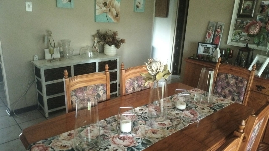 3 Bedroom Property for Sale in Vanderbijlpark SE 2 Gauteng