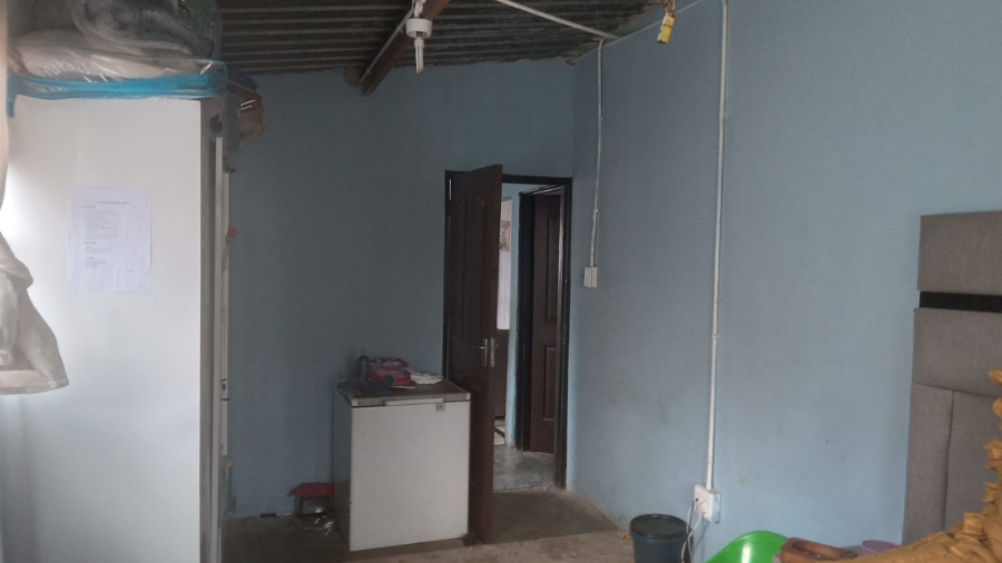 2 Bedroom Property for Sale in Lakeside Gauteng