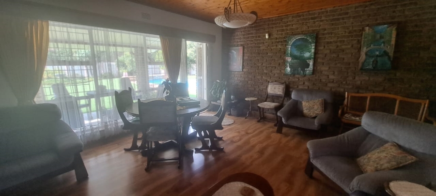 3 Bedroom Property for Sale in Vanderbijlpark SE 2 Gauteng