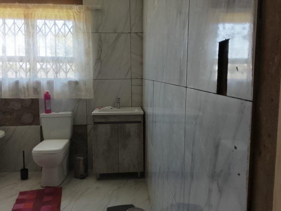 4 Bedroom Property for Sale in Vaaloewer Gauteng