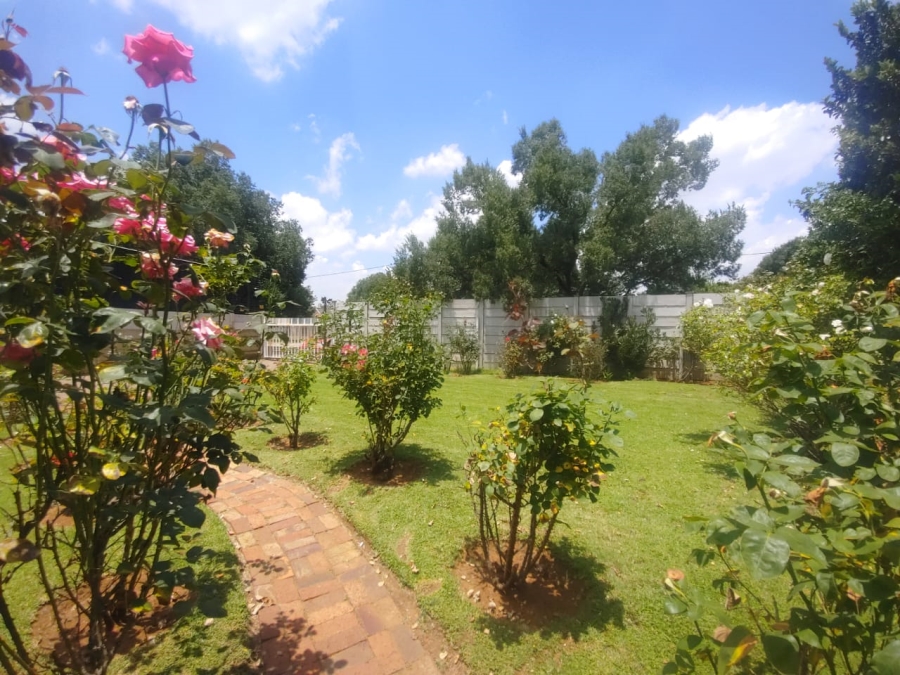 3 Bedroom Property for Sale in Sonland Park Gauteng