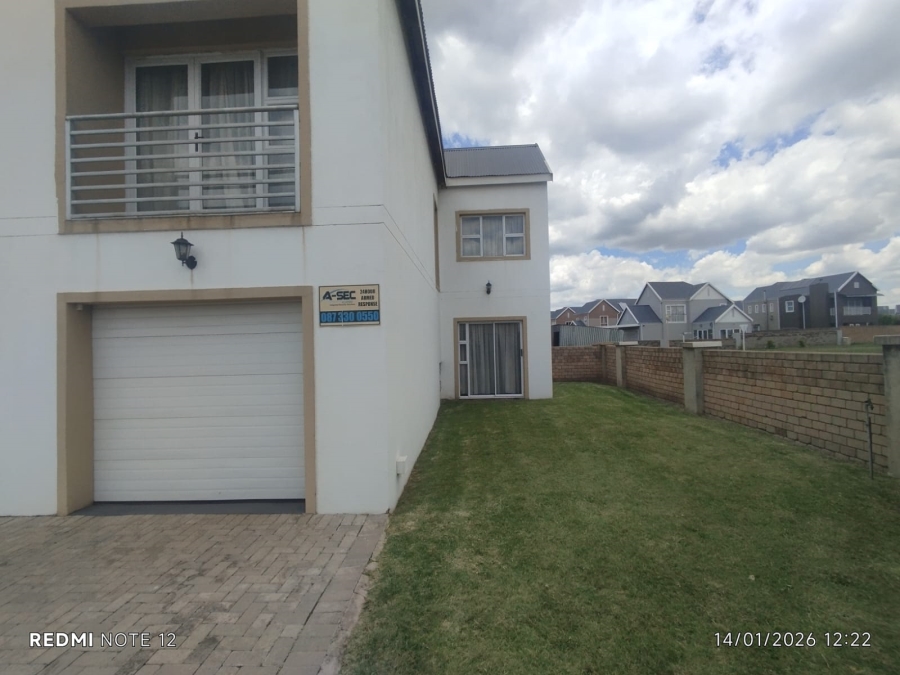 4 Bedroom Property for Sale in Riverspray Lifestyle Estate Gauteng