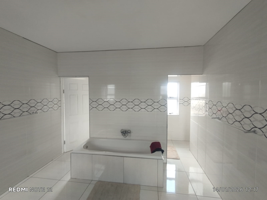 4 Bedroom Property for Sale in Riverspray Lifestyle Estate Gauteng