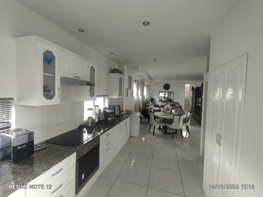 4 Bedroom Property for Sale in Riverspray Lifestyle Estate Gauteng