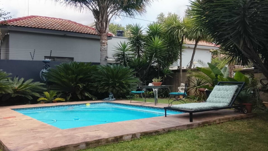 4 Bedroom Property for Sale in Vanderbijlpark SW 5 Gauteng