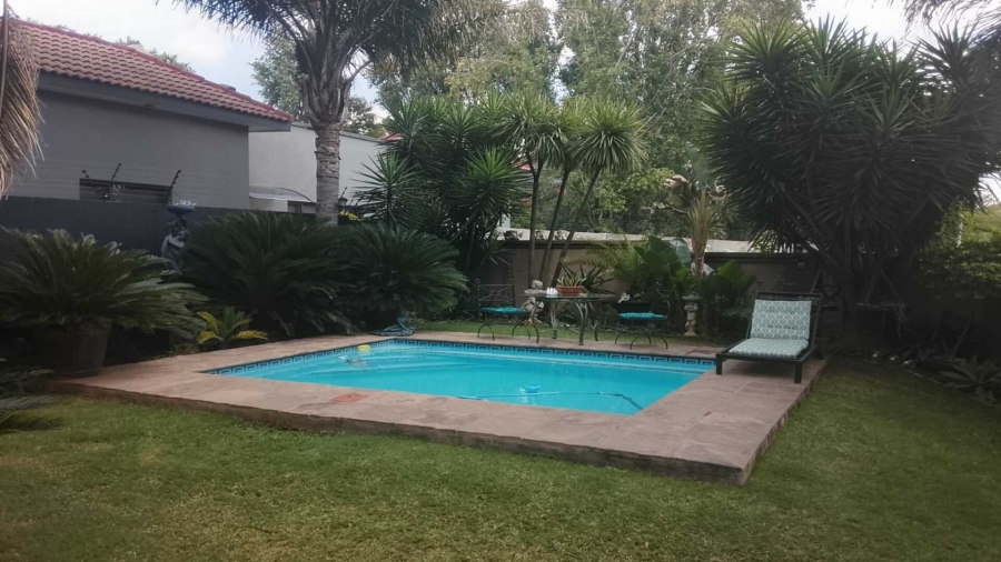 4 Bedroom Property for Sale in Vanderbijlpark SW 5 Gauteng
