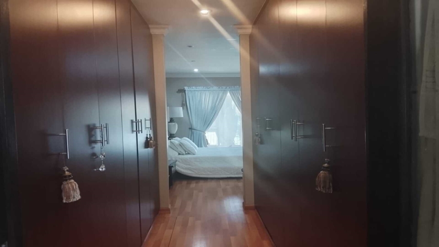 4 Bedroom Property for Sale in Vanderbijlpark SW 5 Gauteng