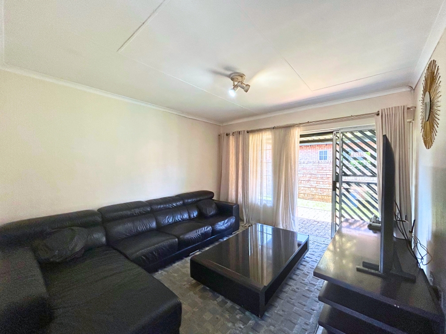 2 Bedroom Property for Sale in Highveld Gauteng