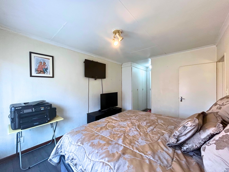 2 Bedroom Property for Sale in Highveld Gauteng