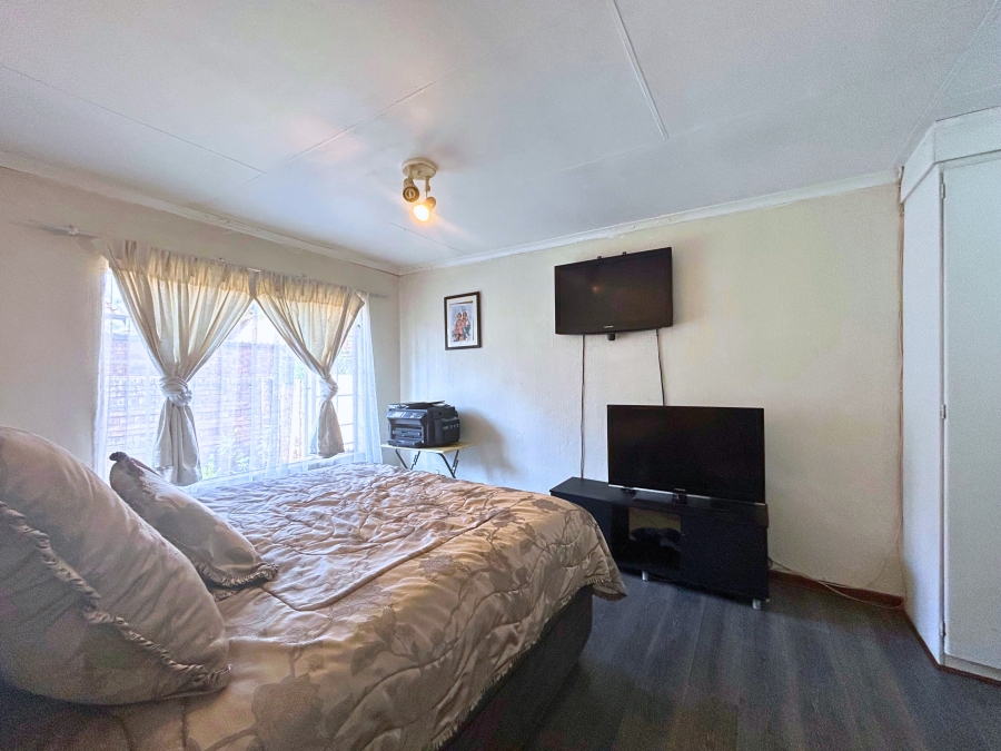 2 Bedroom Property for Sale in Highveld Gauteng