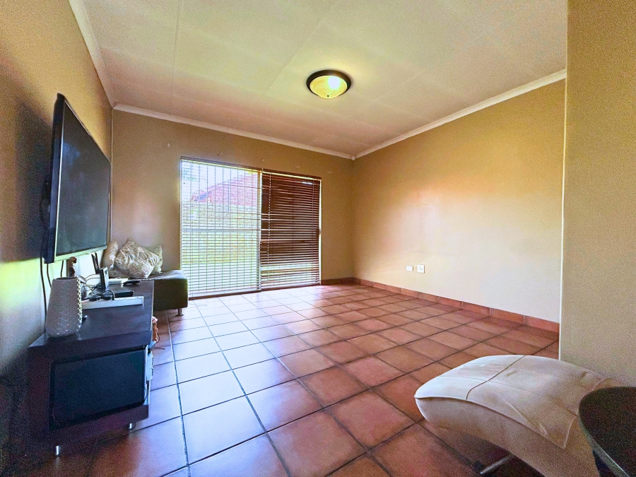 4 Bedroom Property for Sale in Eldoraigne Gauteng