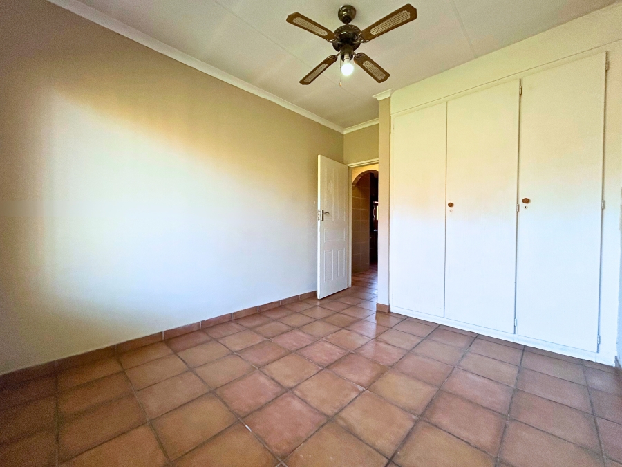 4 Bedroom Property for Sale in Eldoraigne Gauteng